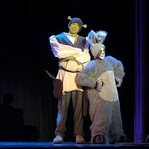 Meet your Posher, Cynthia